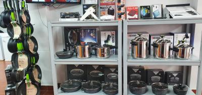 Ollas rapidas, express y de piedra, cacerolas, sartenes, cuchillos, balanzas, baterías,... Todo de primera calidad.